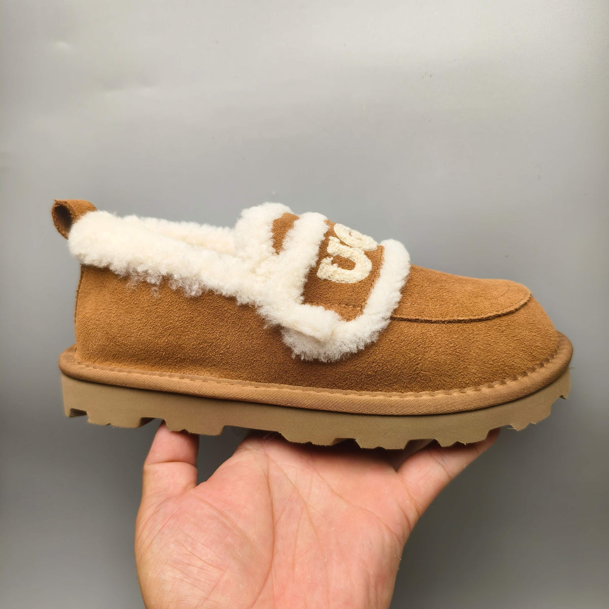 Chestnut Full-Wrap Big Logo Casual Sneakers — New Arrival | In Stock