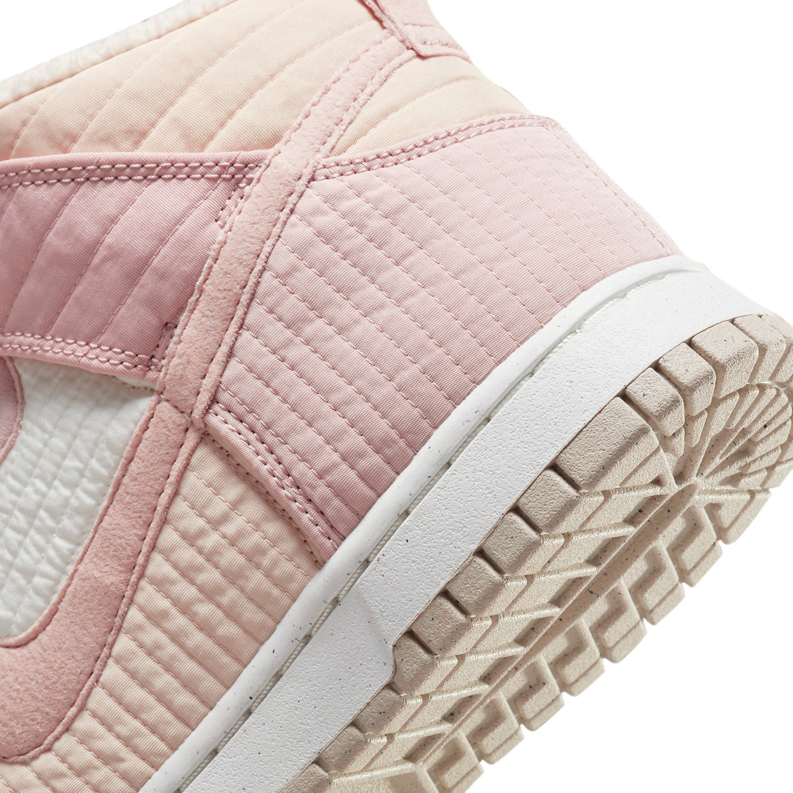 Women's Nike Dunk High LX Next Nature Pearl Wht/Sail-Rattan (DN9909 200)