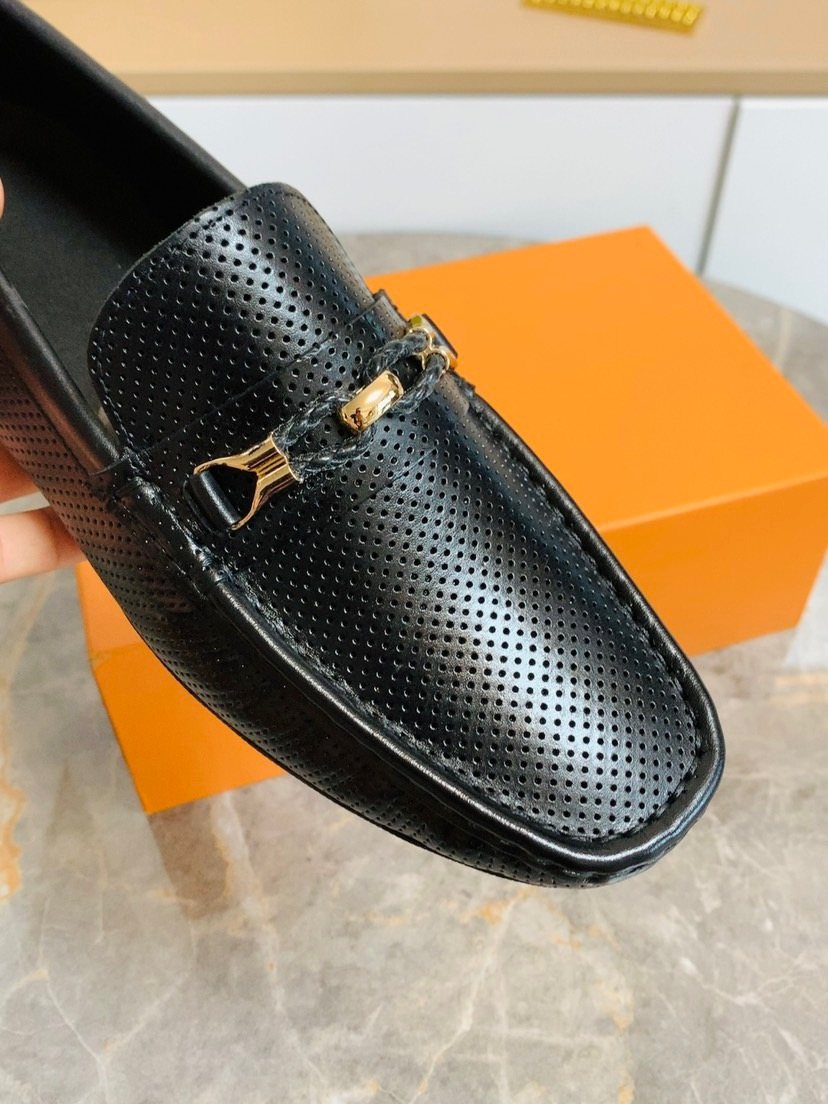 Men's Black Textured Loafers with Gold-Tone Hardware