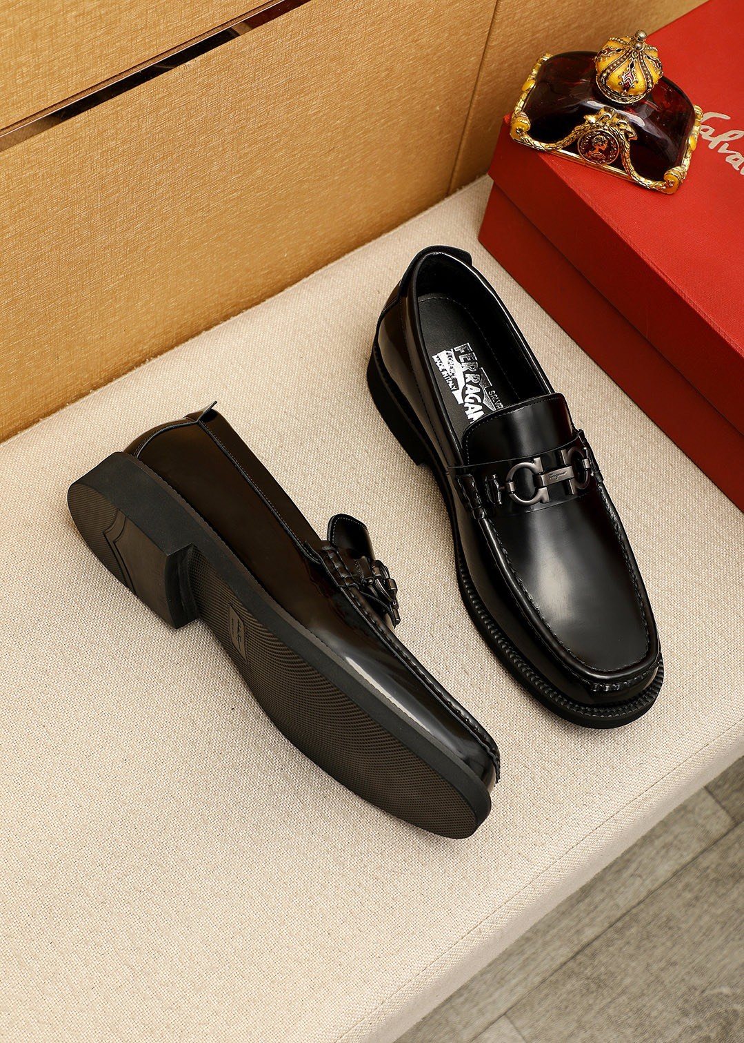 Ferragamo Leather Bit Loafers - Moc-Toe Stitching
